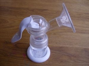 Best Breast Pump. Different types of best breast pumps. The majority of mothers agree that electrically powered breast pump is the most convenient and best to use