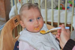 Start feeding cultured milk to children once they reach 6 months.