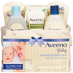 The non-greasy formula, which is devoid of fragrance, parabens, steroids, phenoxyethanol, and phthalates to prevent irritation of baby's sensitive skin, is endorsed by dermatologists and pediatricians.
