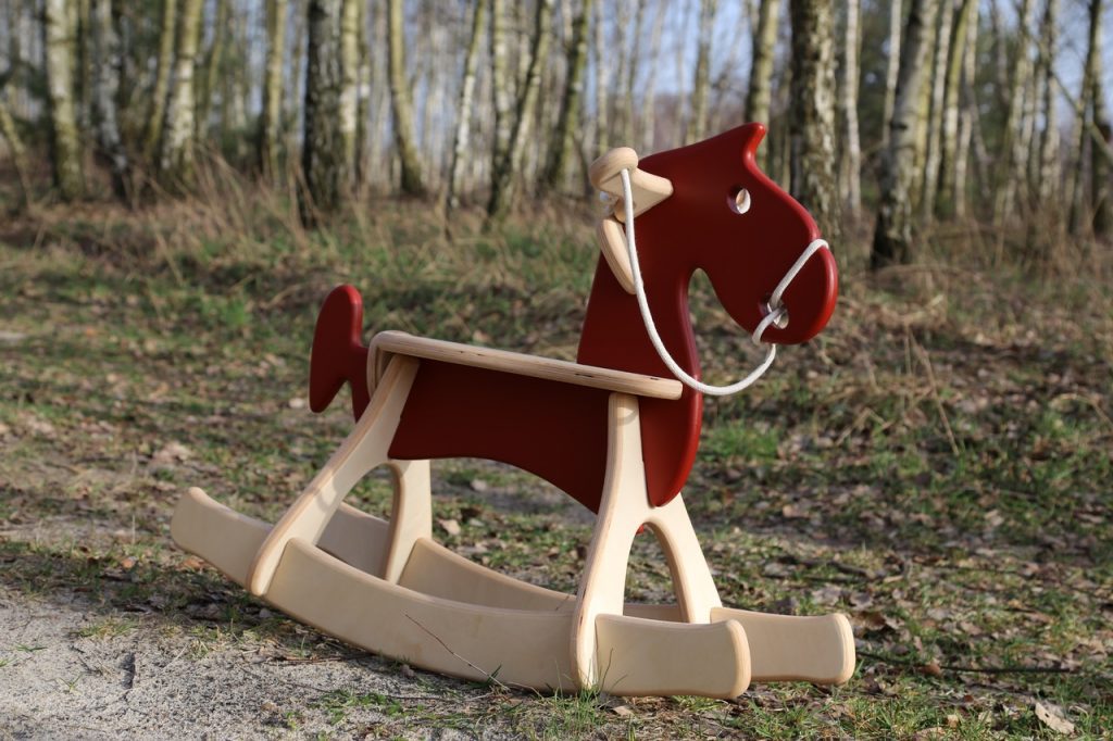 Choosing the best rocking horses on the market 