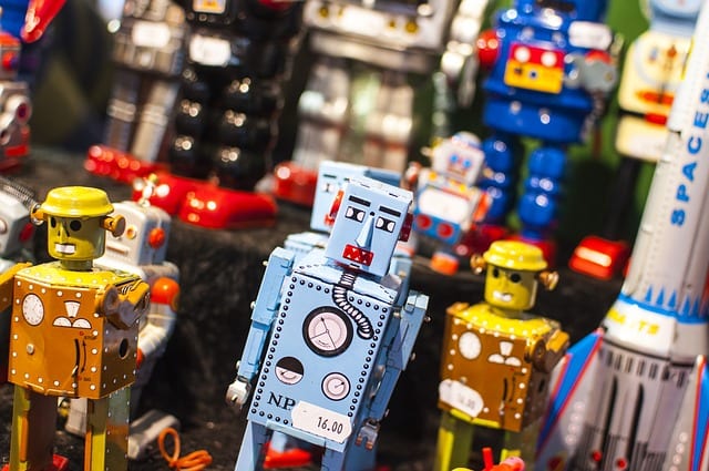 What are the best robotic toys for your little engineer? Which one is best to give your child? 