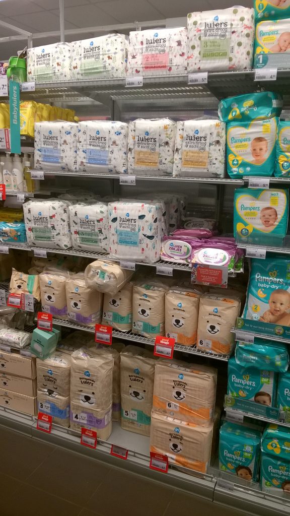 Variety of best diapers for nighttime or daytime use. Pampers is known to be one of the best diapers for babies. This could be good for nighttime too.