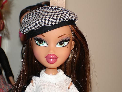 Yasmin Bratz Dolls. Whether it is on her left or right cheek, Yasmin Bratz is always seen with her trademark beauty mark.