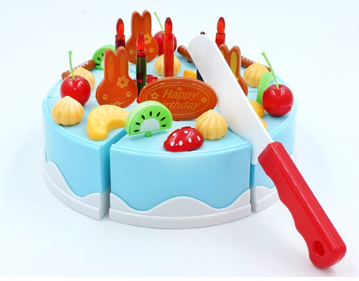 Best Play Kitchen with this toy cake for imaginative birthday