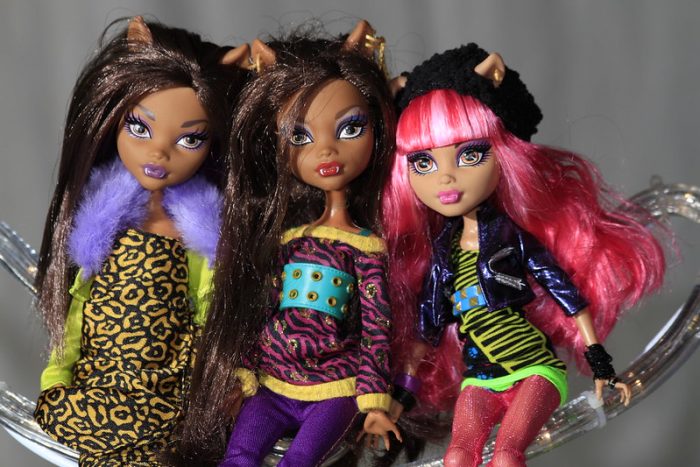 Monstert High dolls