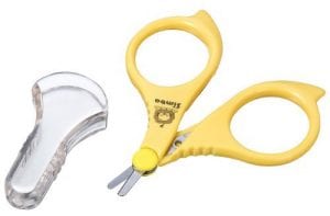 Best trimmer for kids. These yellow scissors are the best. Plus, most kids are drawn to vibrant colors like these. Additionally, their durable construction ensures they can withstand the rigors of frequent use, making them literally an investment. Every young artist or crafter has the potential to excel in their craft.
