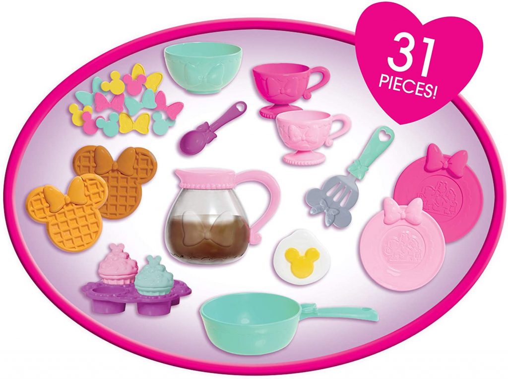 kitchen accessories to help kids learn how to organize the kitchen