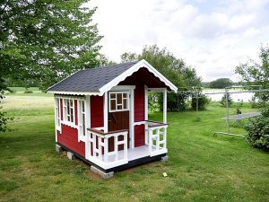 best toy playhouse for toddlers. provide the perfect setting for kids to engage with one another