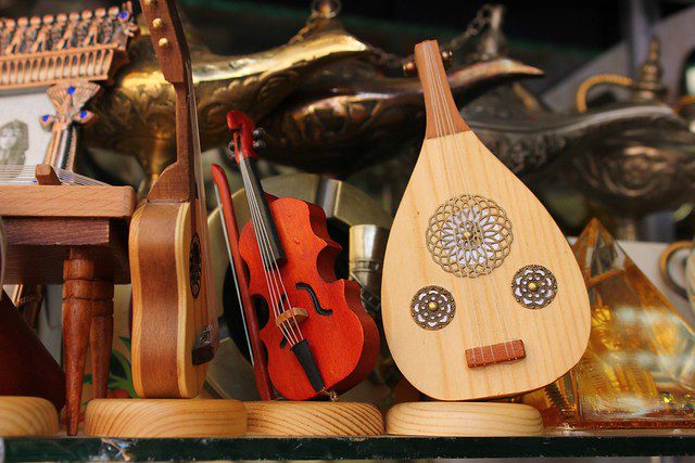 violins for kids. see the best toy violins here.