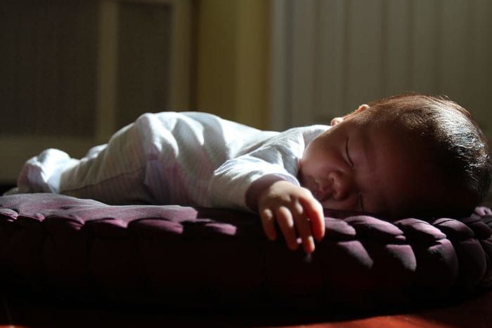 snuza vs owlet vs angelcare: these are the most popular baby monitors. Between snuza vs owlet: snuza is great at monitoring baby's movement. Owlet monitors baby's heart beat and oxygen level. So which one is better between snuza vs owlet? Baby Monitor Comparison