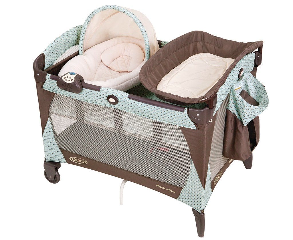 Graco mini pack and play portable crib.