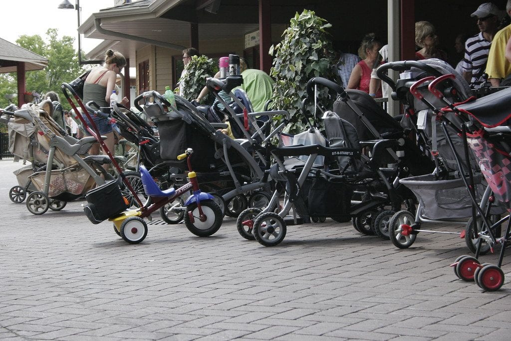 Three wheel stroller and Four wheel stroller