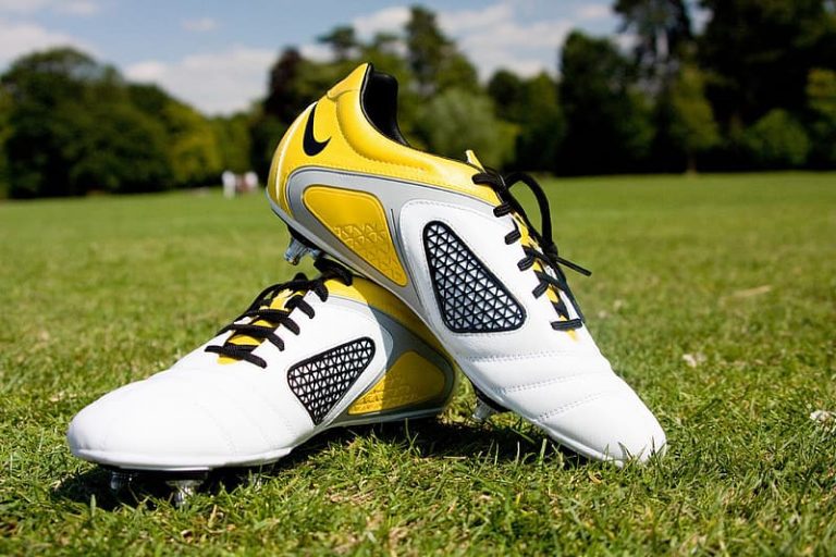 sg cleats on turf