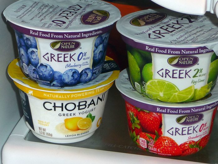  Packed greek yogurt in the market comes in numerous varieties. There is plain one and some have fruity flavors. Try it now! 