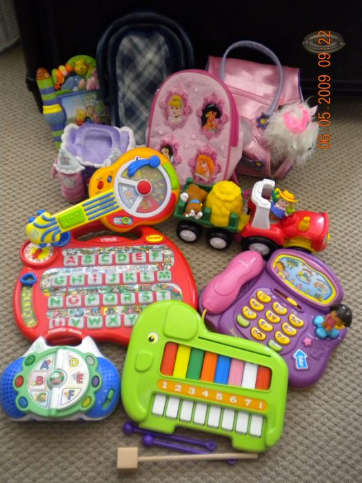 This xylophone is an enticing introduction for babies to more advanced musical instruments. Start them young!