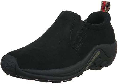 This slip is made from 100% suede leather, it also has a pigskin-like lining and Ortholite footbed which makes it comfy to wear on a long day.