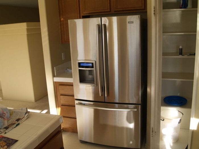 3-door refrigerator is nice and looks expensive. The bottom part is the best for those who would like to keep their food frozen. This refrigerator is one of the best if you have a lot of things to keep inside.