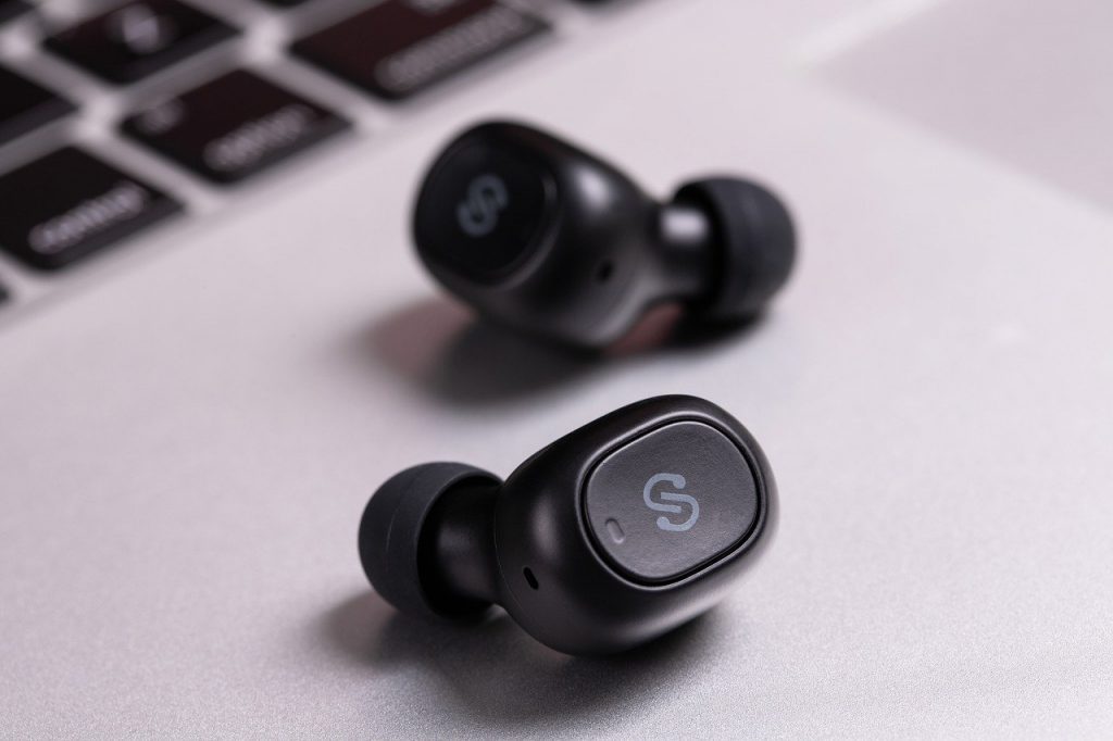 earphone wireless black