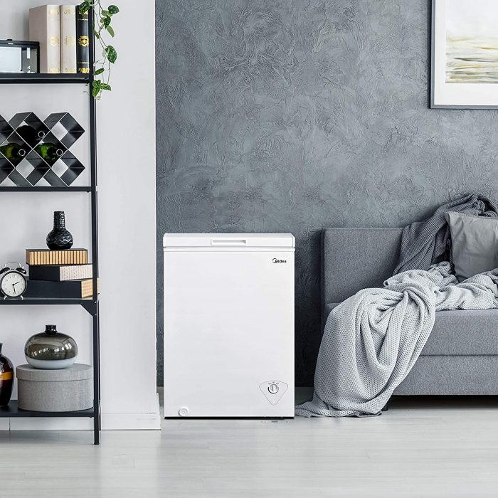 cooler from Midea is ideal for a couple living alone or for extra storage in a small apartment 