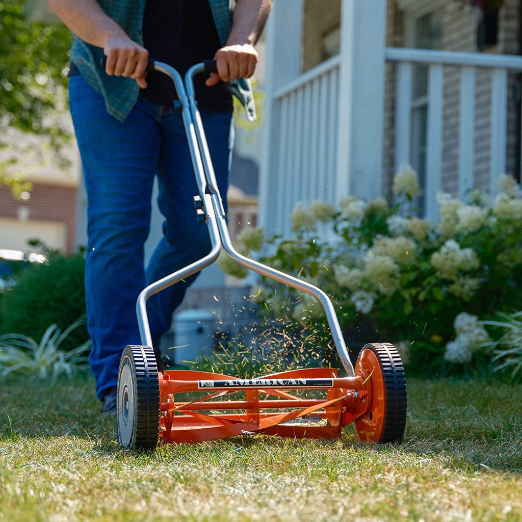 Reel mower. 