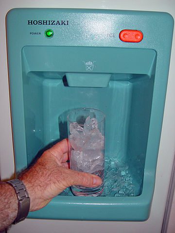 Countertop Ice maker appliance for home use