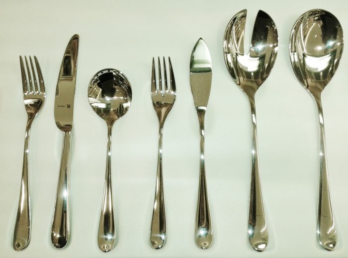 Silver and shiny set of flatware. They are the best for those who are into flatware set. You can see the that they are thick and really great for those who love eating meat. 