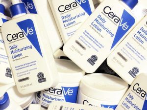 Image of CeraVe Daily Moisturizing Lotion, a hydrating product to make you more smoother with great complexion.