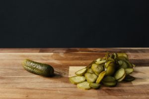 Making tasty air-fried pickles