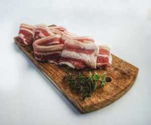 Preparing juicy and tasty bacons in your own home