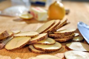 Make sure to buy good quality air fryer potato chips. Delicious potato chips air frying. Air fry is good for potato chips snacks.