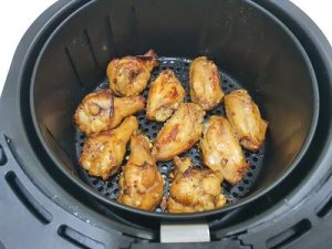 Air fryer chicken wings