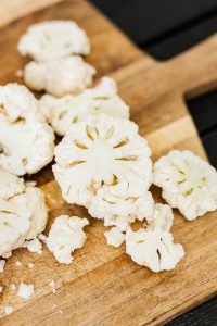 Air frying caulifowers at home.