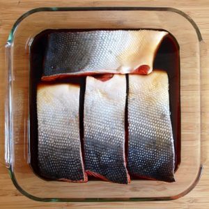 marinate salmon in teriyaki