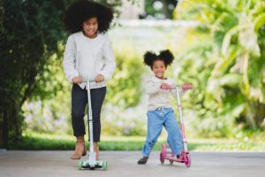 Scooter Exercise For Children: Grab your scooter and mix scooter riding with fitness!