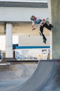 Teenagers express themselves and have fun.