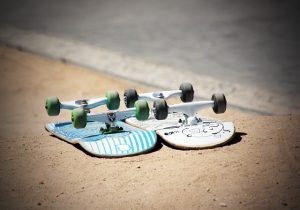 Skateboard Accessories: skateboards to buy based on the skateboard buying guide