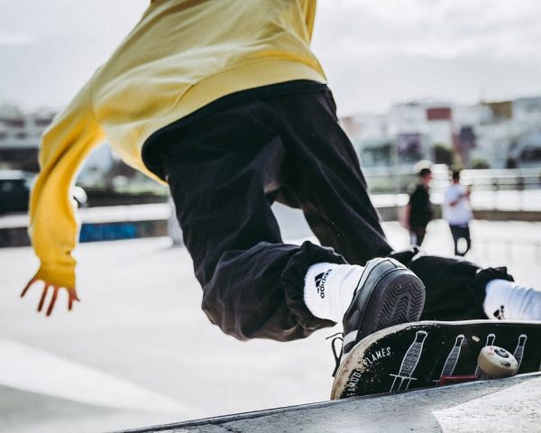 Wear the right skateboarding apparel in winter