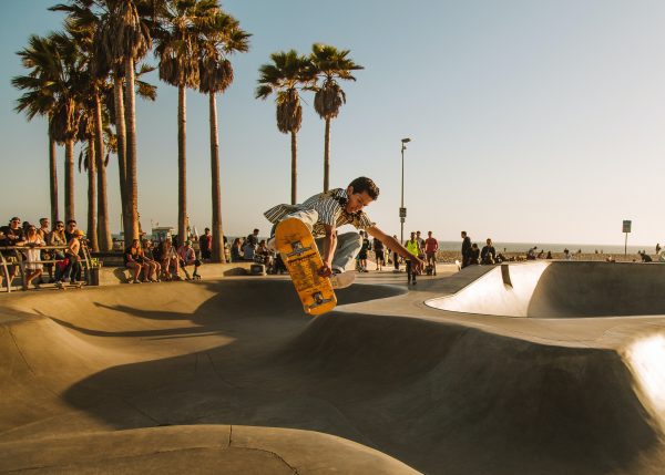 Skateboard tricks