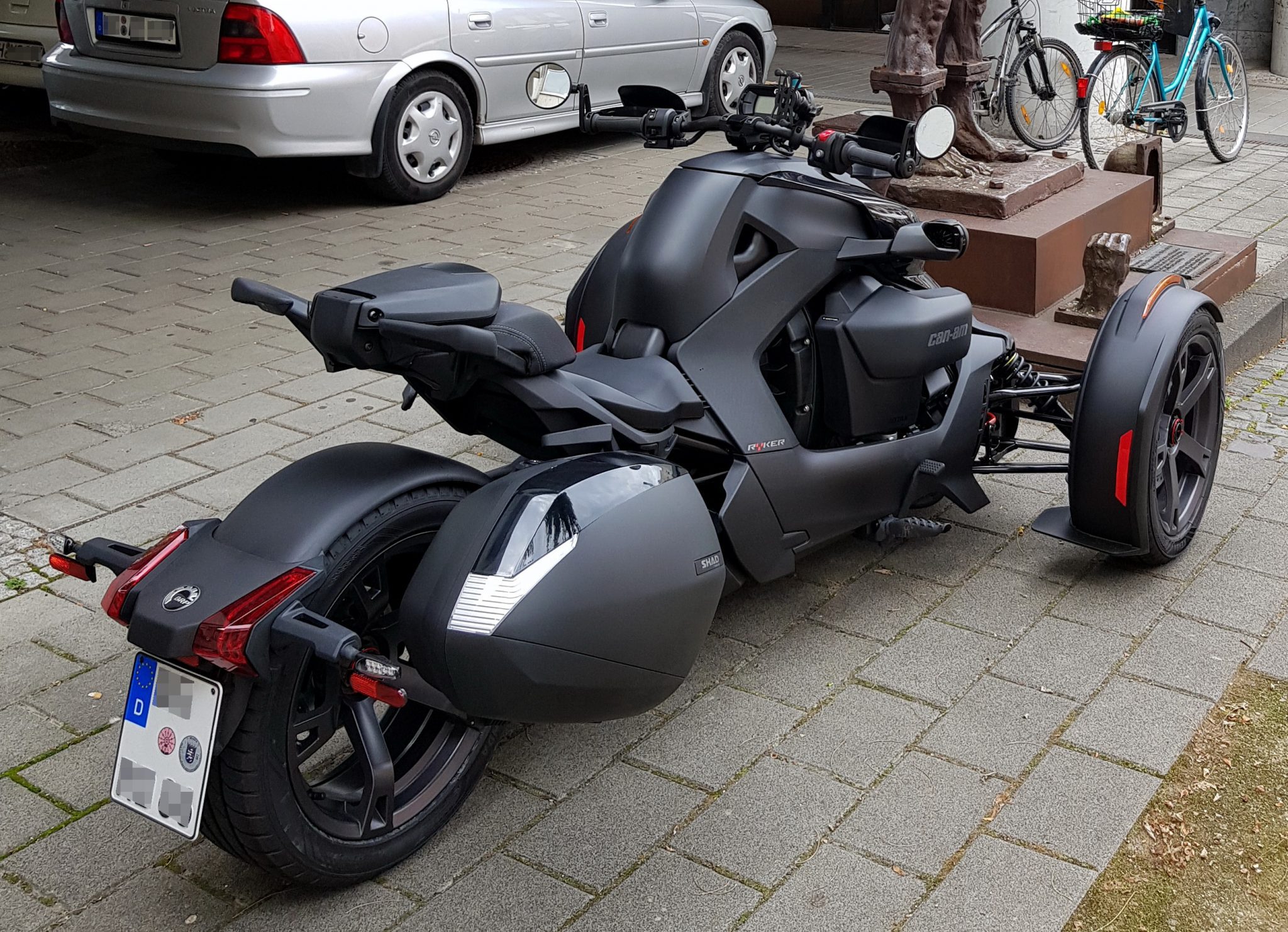 Best Three Wheel Scooter For Adults! FamilyHype