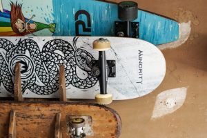 Upside down skateboards - Tricks